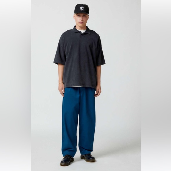 URBAN OUTFITTERS Twill Pleated Baggy Beach Pants Men's - Picture 2 of 4